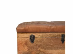 Artisan Furniture Madera maciza Baúl de almacenamiento estilo roble con piel de búfalo < Outlet