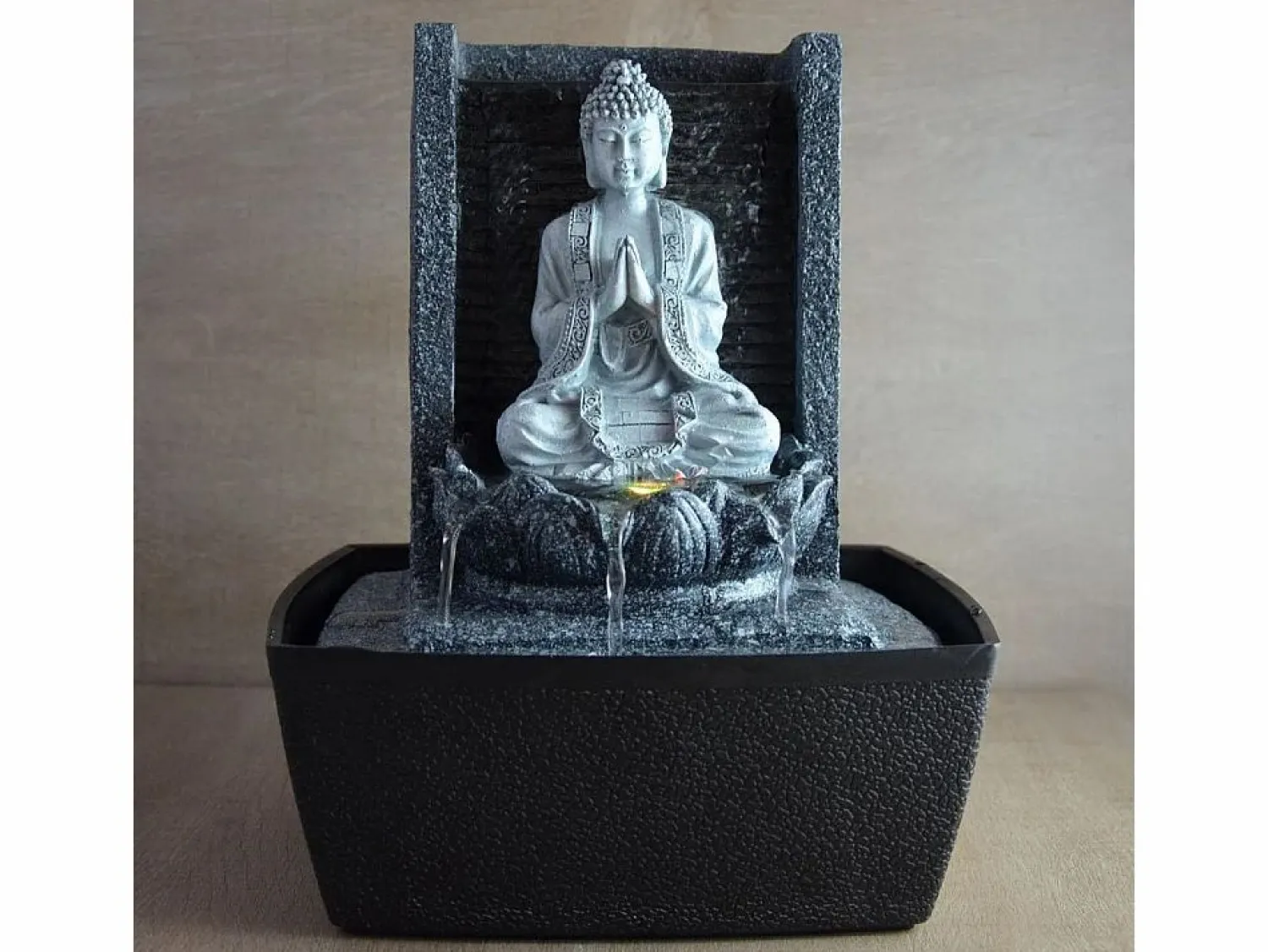 Zen Light Estatua | Fuente de Buda en la Meditación del Nirvana