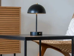 HOLT tafellamp – Elegantie en moderniteit gecombineerd-Color < Les Tendances Hot